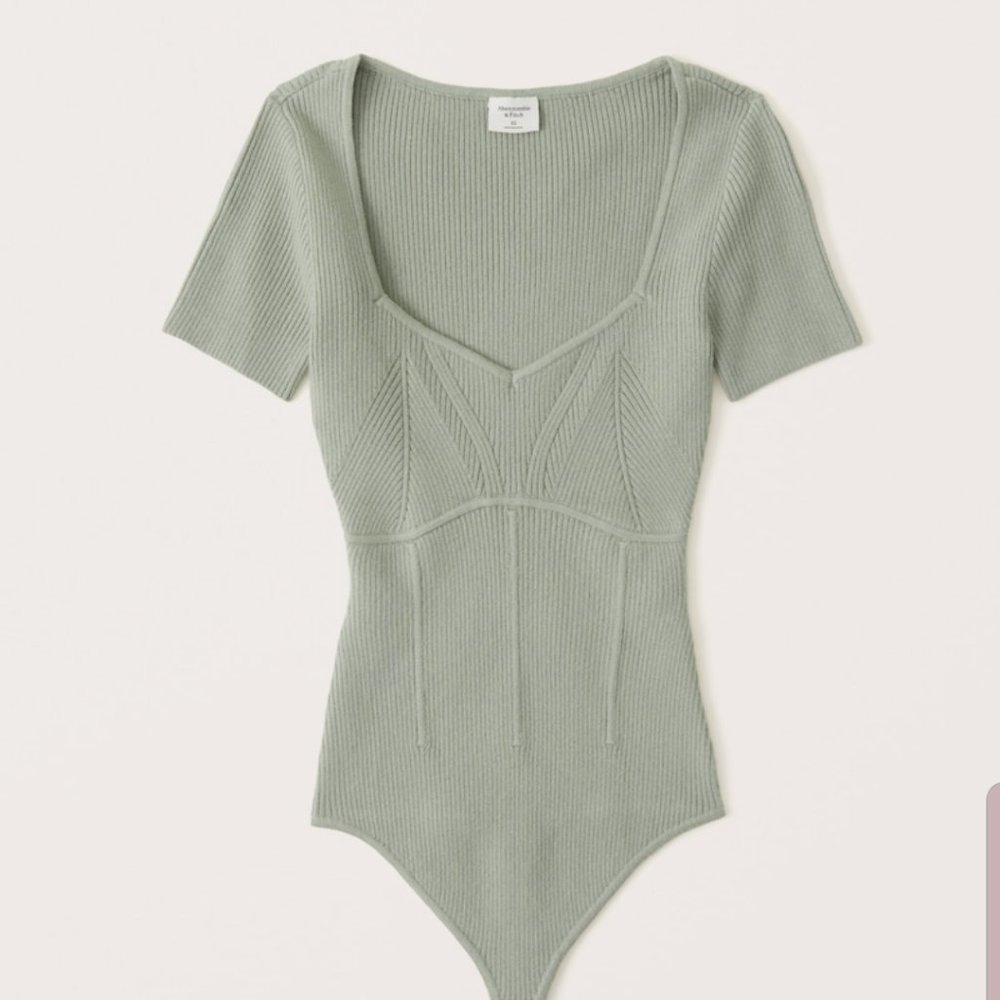 Abercrombie Sweetheart Corset Short Sleeve Knit Bodysuit in Sage Green - Small